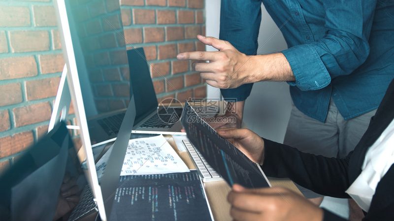 定制开发一套OA系统，成本几何？揭秘OA系统开发的成本构成**